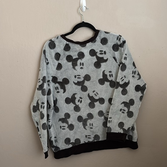 Disney Mickey Mouse Fleece Sweatshirt size extra large - Picture 3 of 6